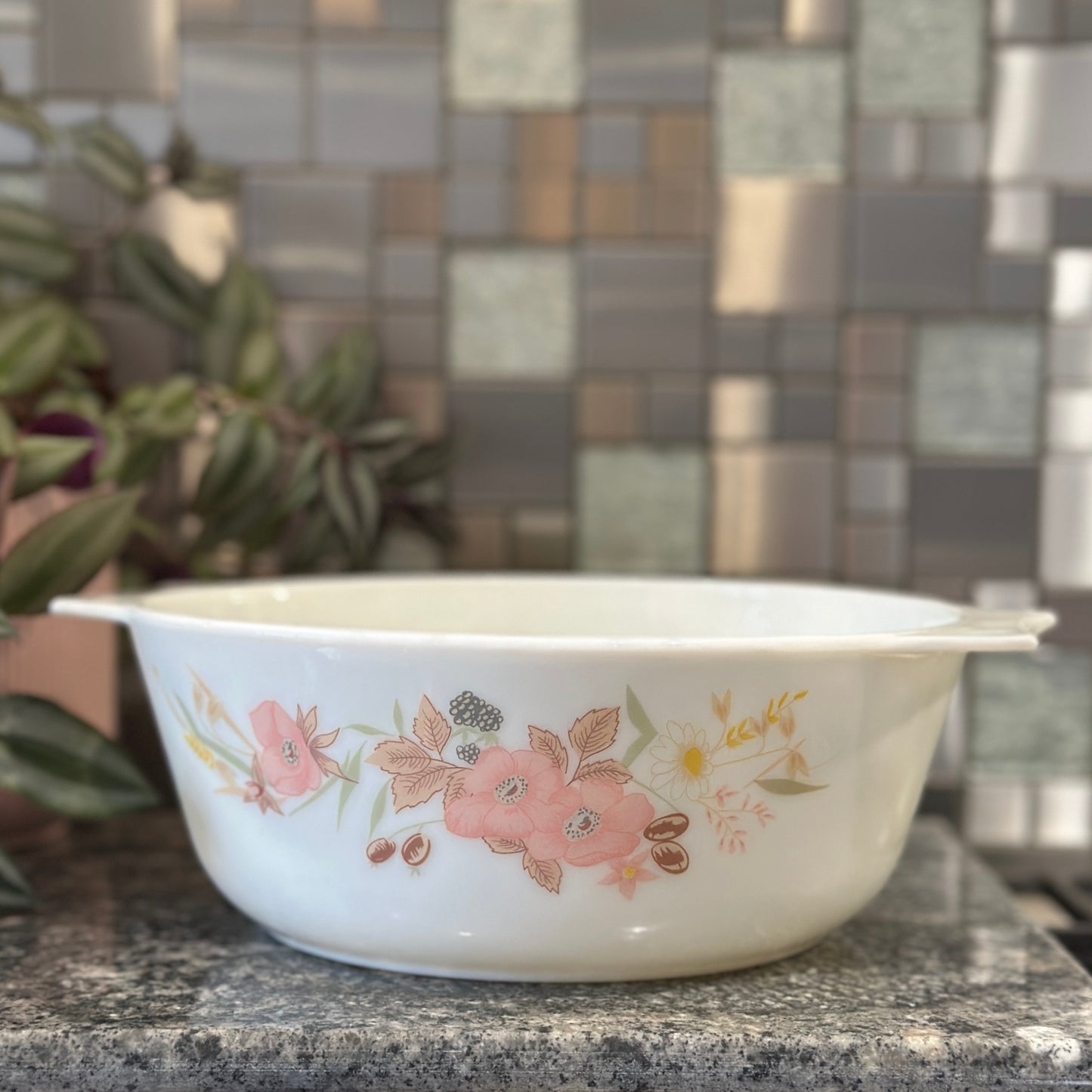 Vintage Pyrex 1970’s British Hedgerow Casserole Dish