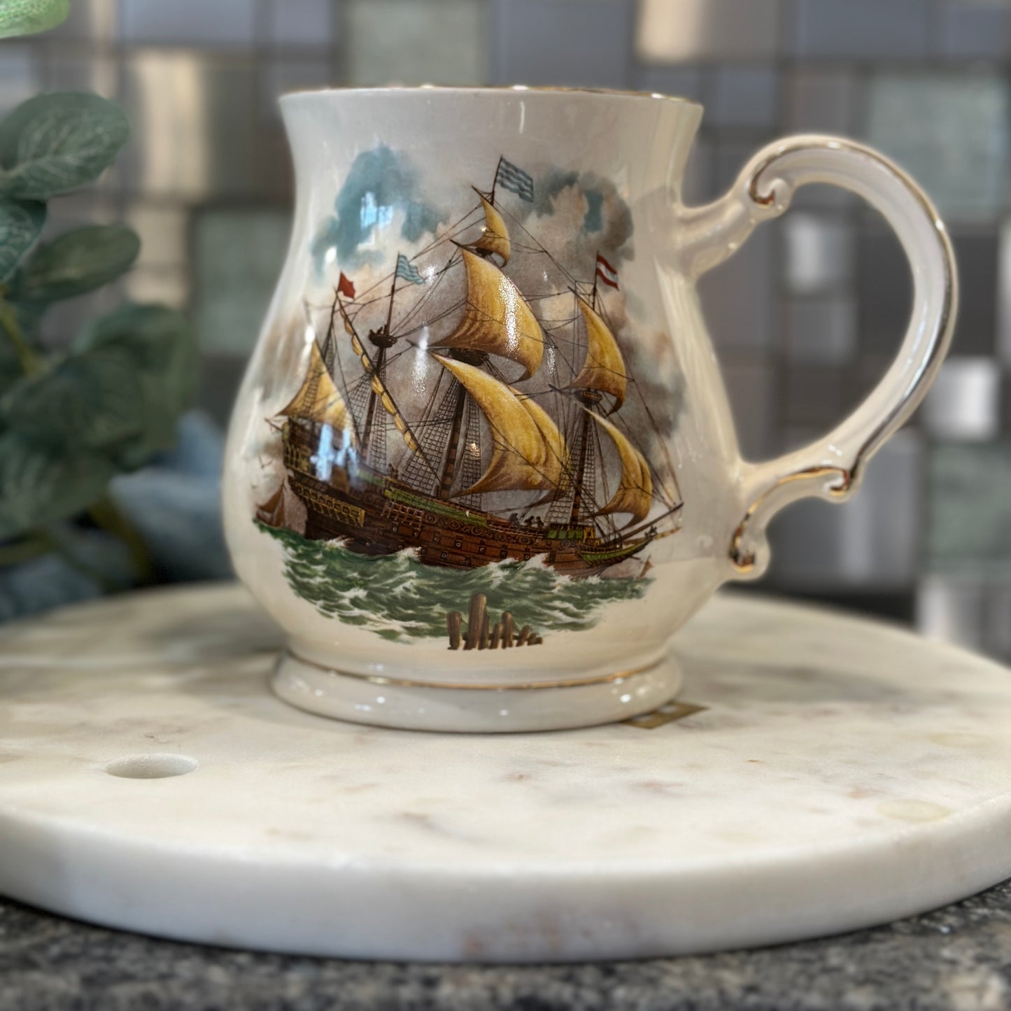 Vintage Sadler England 4 Masted Galleon Sailing Ship Mug Beer Stein with Gold Trim