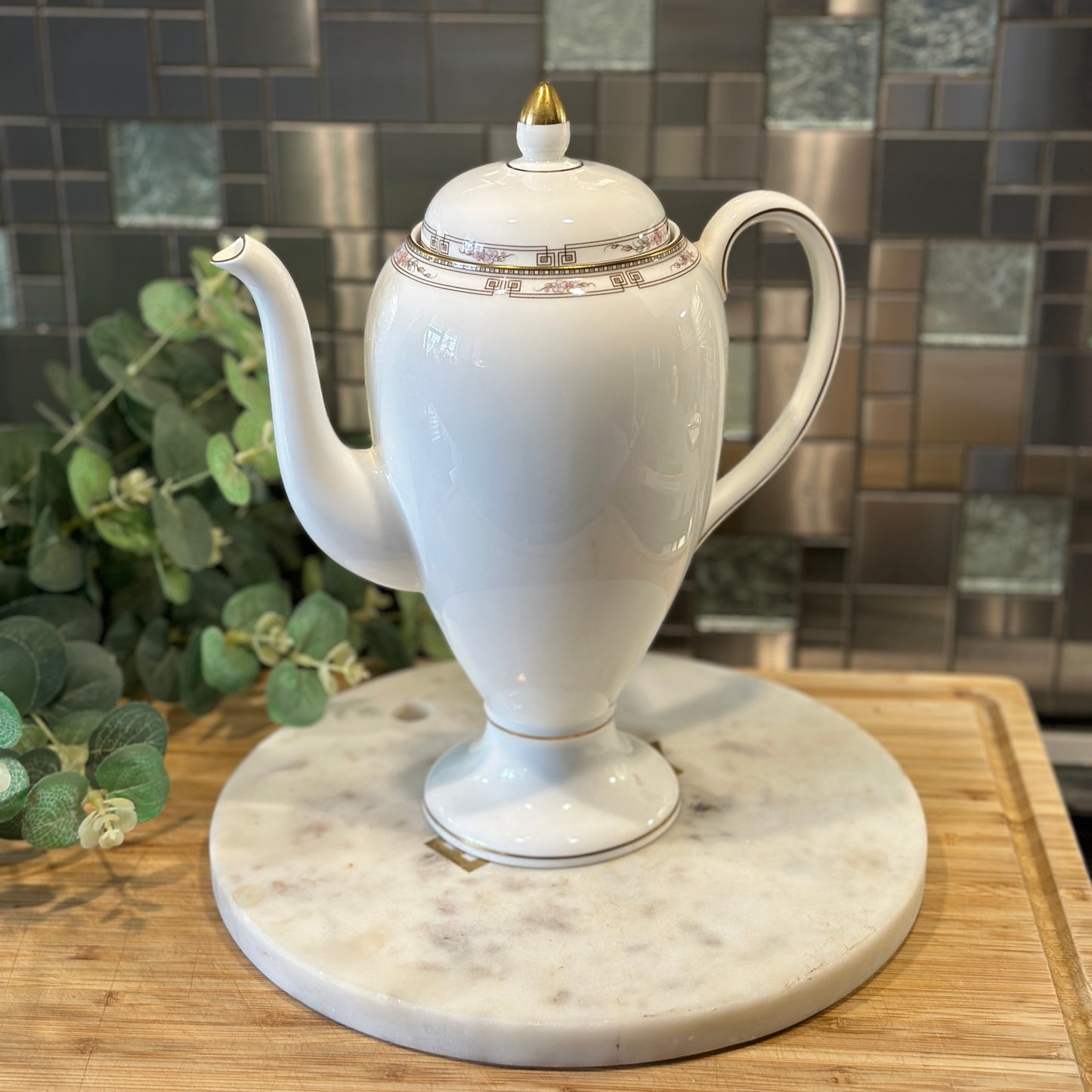 Wedgwood "Colchester" Coffee Pot - Classic Elegance