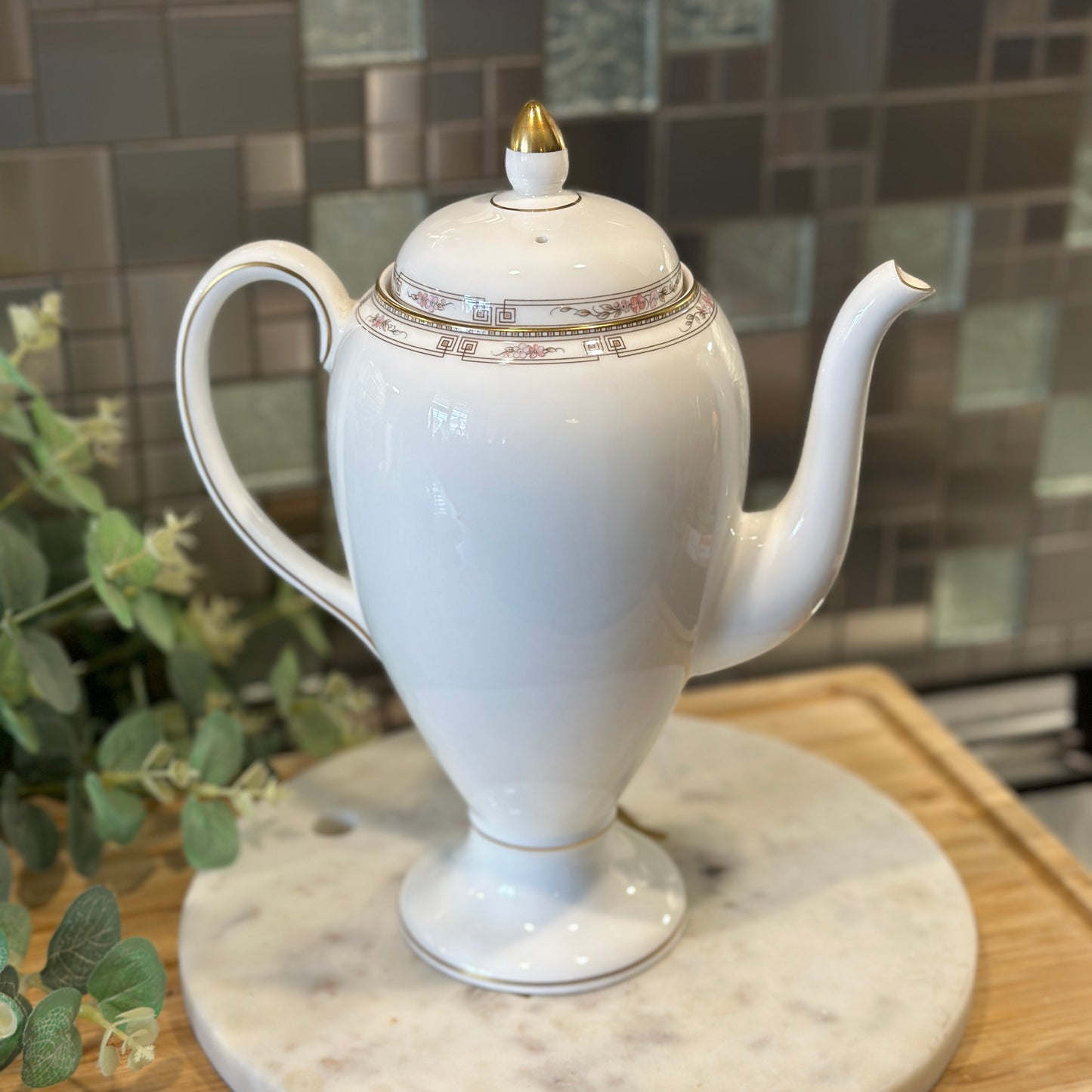 Wedgwood "Colchester" Coffee Pot - Classic Elegance