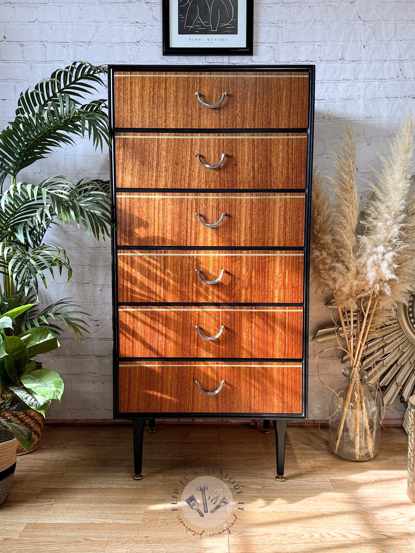 Exquisite Mid Century MCM Walnut Tallboy 6 Drawers Chest Of Drawers by Meredew