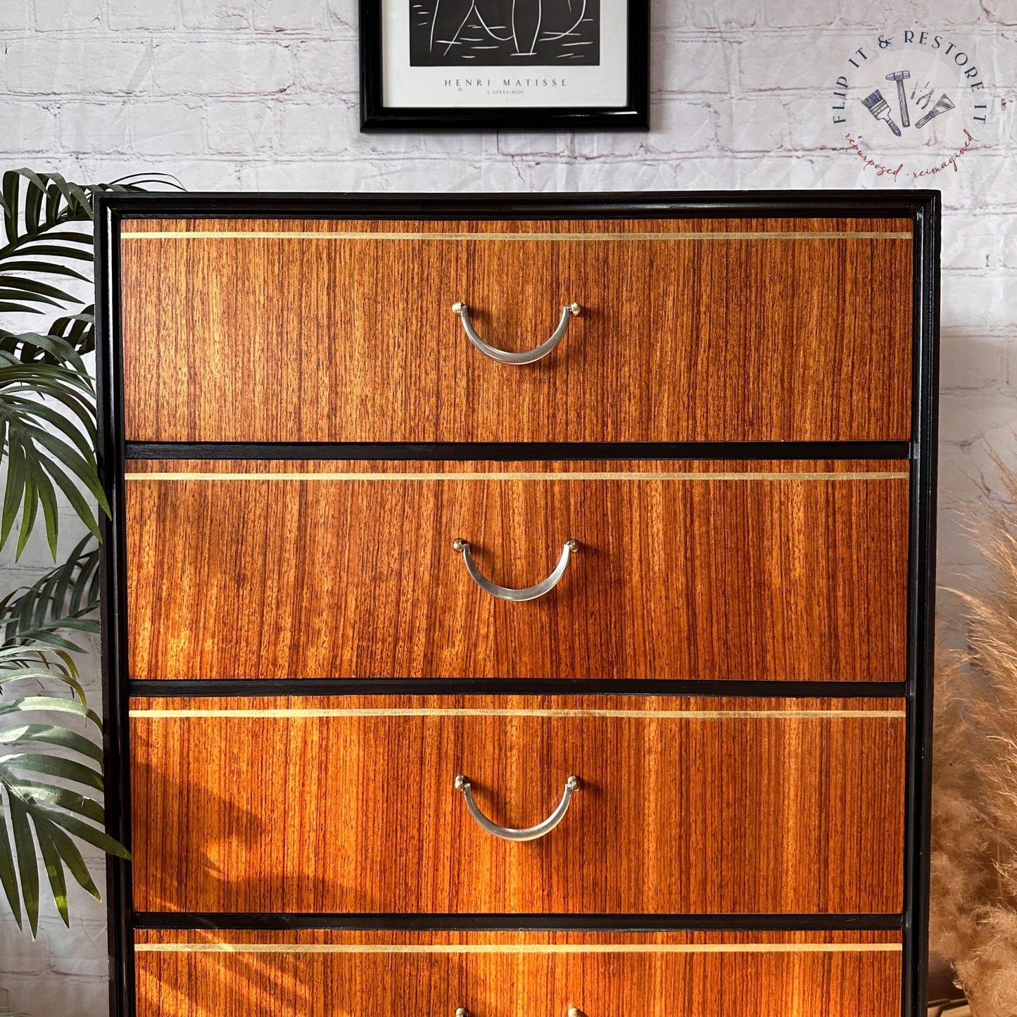 Exquisite Mid Century MCM Walnut Tallboy 6 Drawers Chest Of Drawers by Meredew