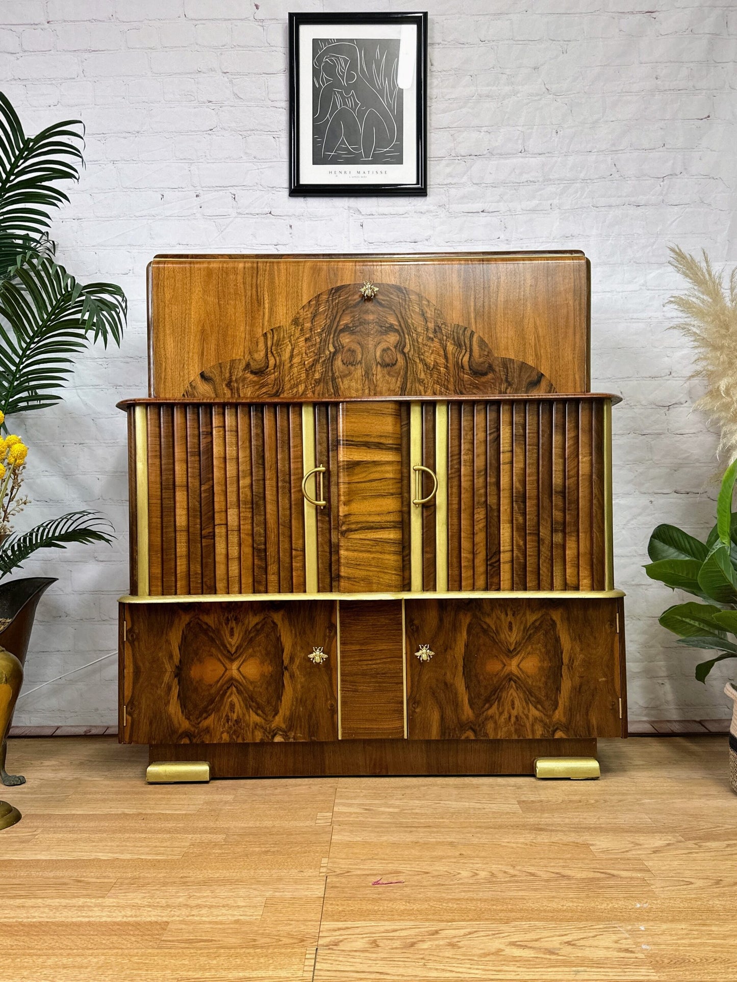 Cocktail Cabinet, Vintage Drinks Bar, Art Deco, 1930’s Drinks Unit, Retro Bar, Walnut