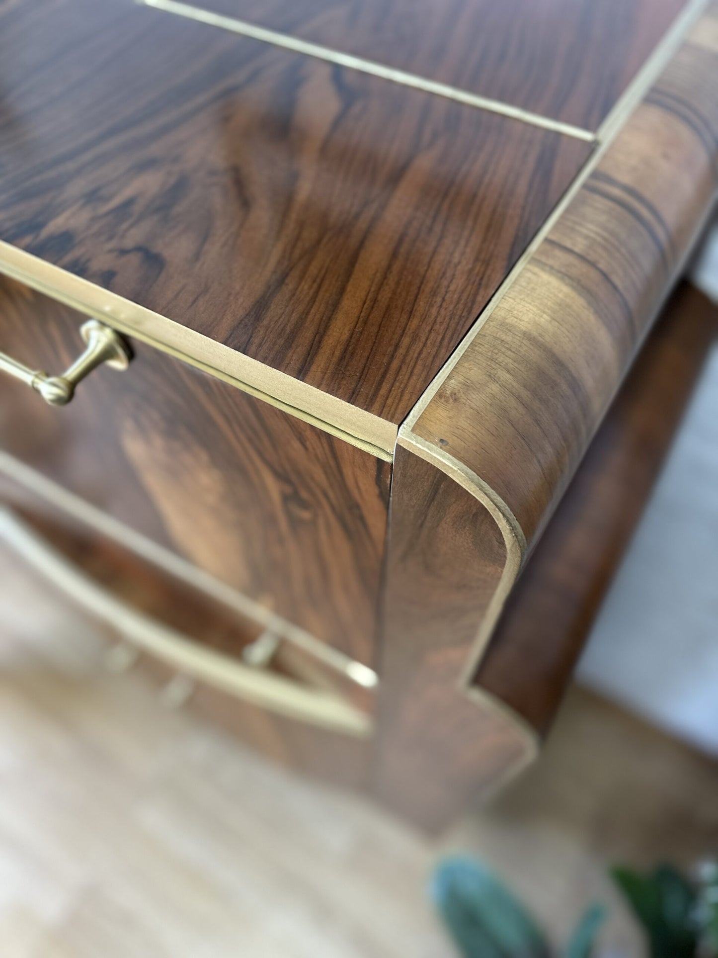 Cocktail Cabinet, Vintage Drinks Bar, Art Deco, 1930’s Drinks Unit, Retro Bar, Walnut