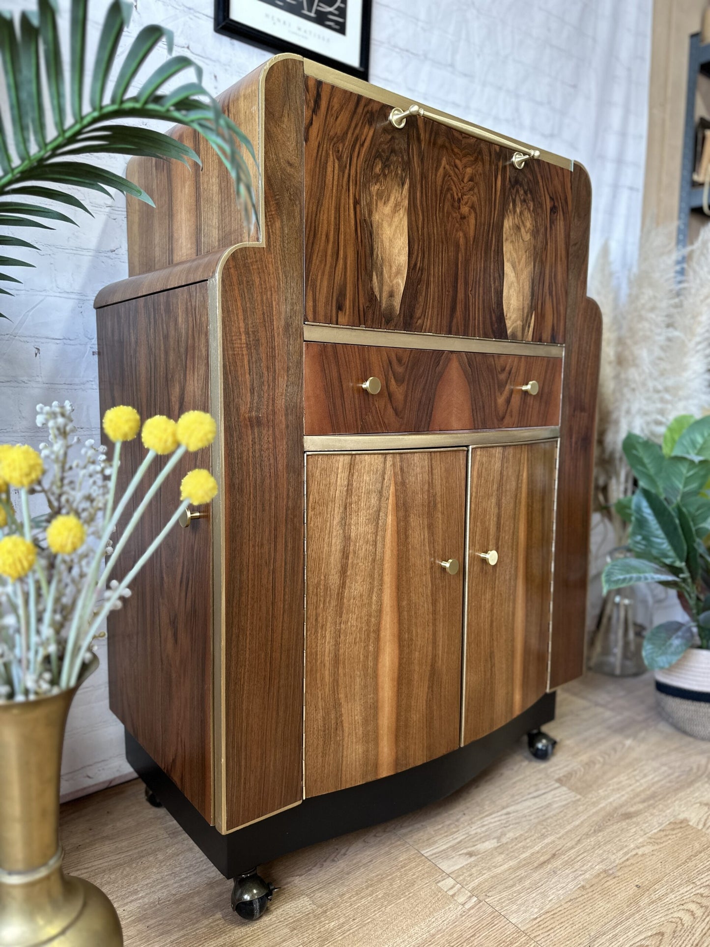 Cocktail Cabinet, Vintage Drinks Bar, Art Deco, 1930’s Drinks Unit, Retro Bar, Walnut