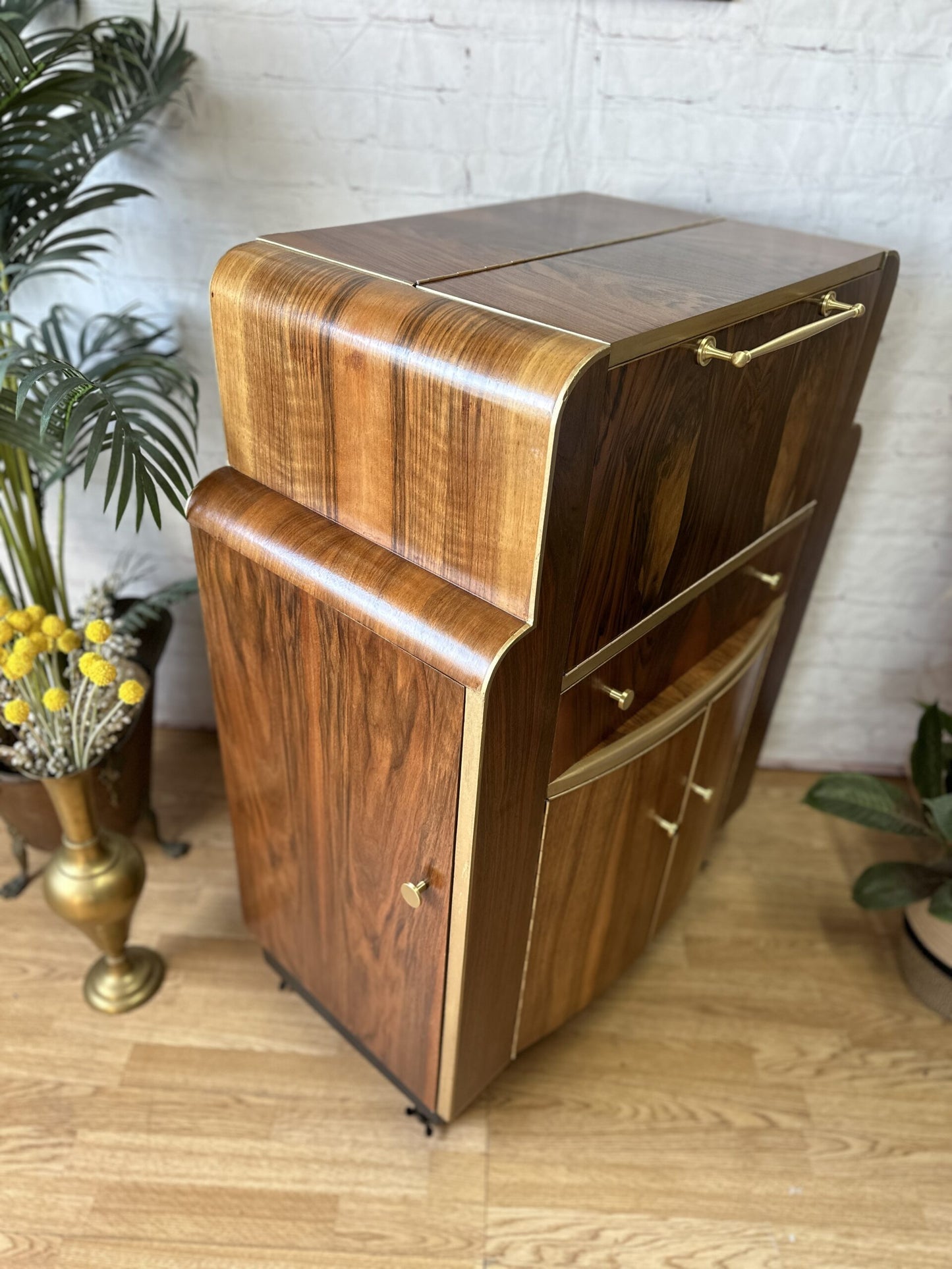 Cocktail Cabinet, Vintage Drinks Bar, Art Deco, 1930’s Drinks Unit, Retro Bar, Walnut