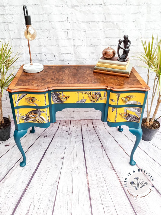 Queen Anne Painted Burr Walnut Dressing Table/Vanity/Desk/Sideboard